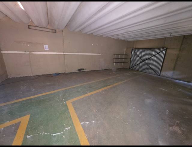 1,450M² BUILDING FOR SALE IN VAALPARK